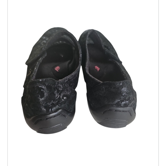 Ros Hommerson Black Velvet Flats with Floral Texture - Picture 3 of 6